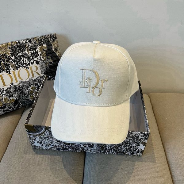 F*endi  Hats Top XX250410-23