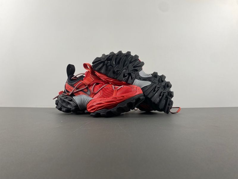 B*alenciaga Sneaker Low AM20250410-8