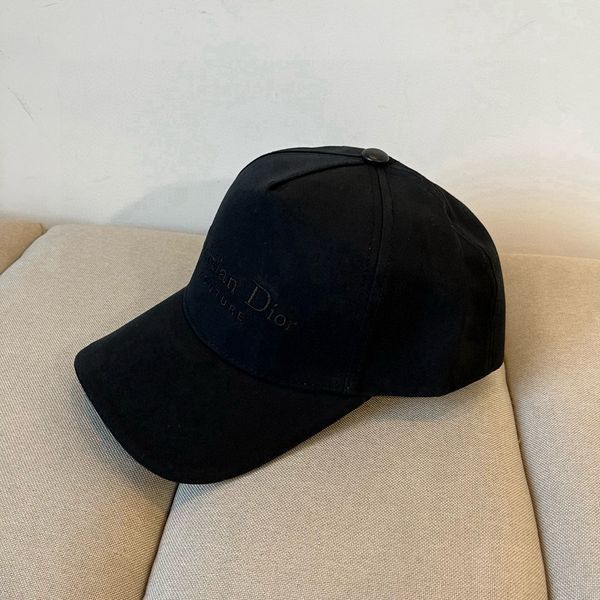 D*ior Hats Top XX250410-24