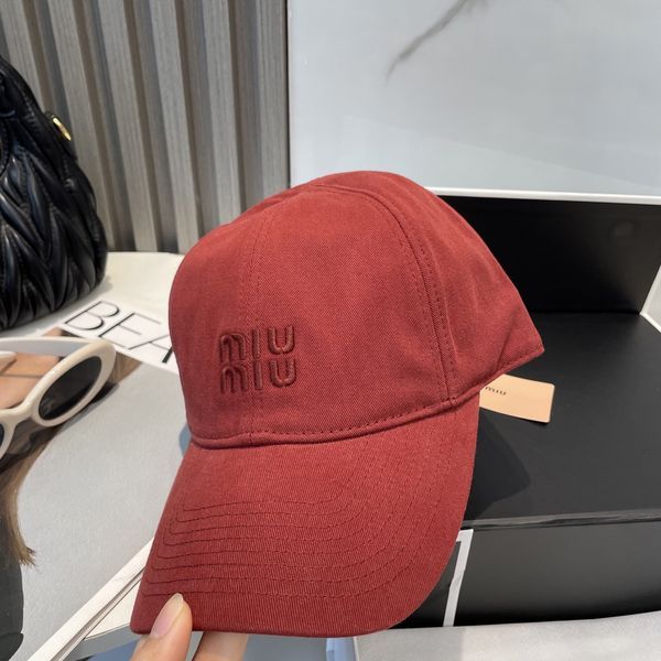 M*iuMiu  Hats Top XX20250411-9