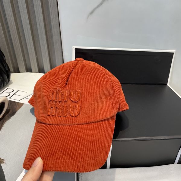 M*iuMiu  Hats Top XX20250411-11