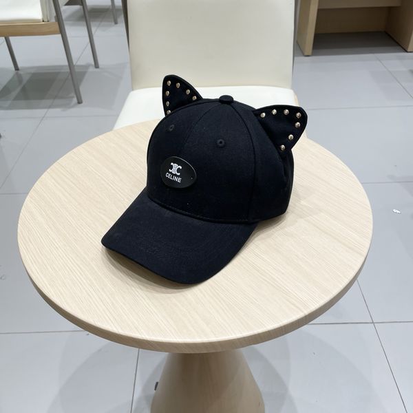 C*eline  Hats Top XX20250411-32