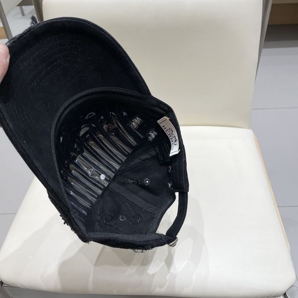 H*ermes  Hats Top XX20250411-35
