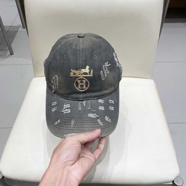 H*ermes  Hats Top XX20250411-35