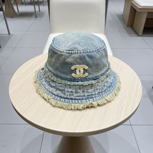 C*hanel  Hats Top XX20250411-39
