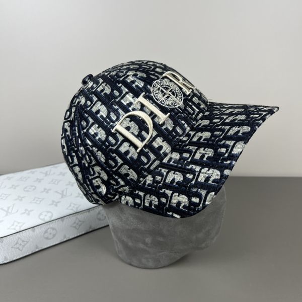 D*ior Hats Top XX250410-42