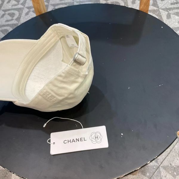 C*hanel  Hats Top XX20250411-52