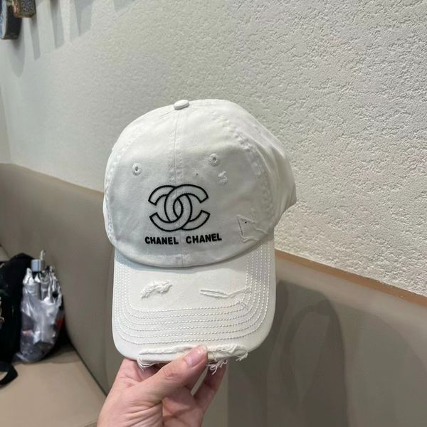 C*hanel  Hats Top XX20250411-52
