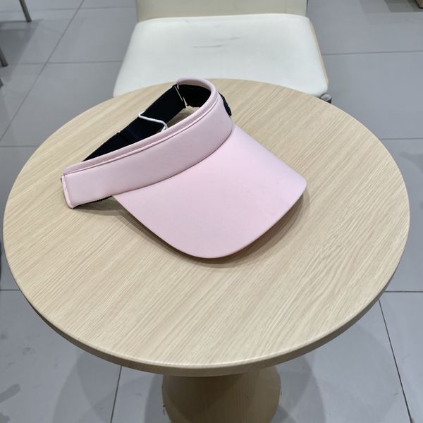 C*hanel  Hats Top XX20250411-55