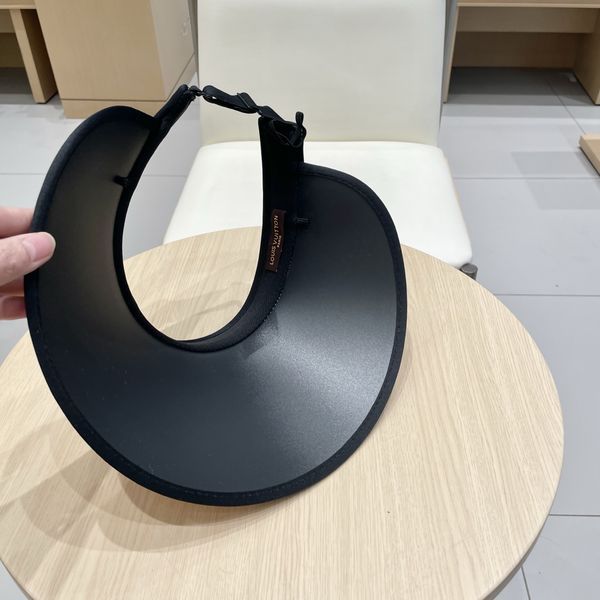 L*ouis V*uitton  Hats Top XX20250411-58