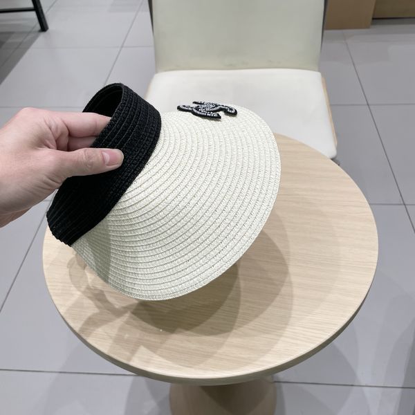 C*hanel  Hats Top XX20250411-68