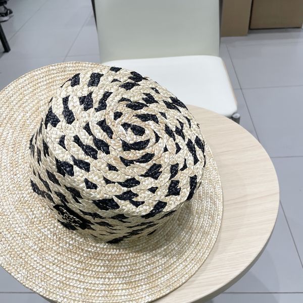 C*hanel  Hats Top XX20250413-23