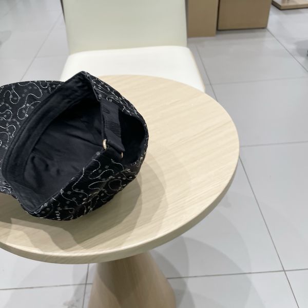 L*ouis V*uitton Hats Top XX250413-32