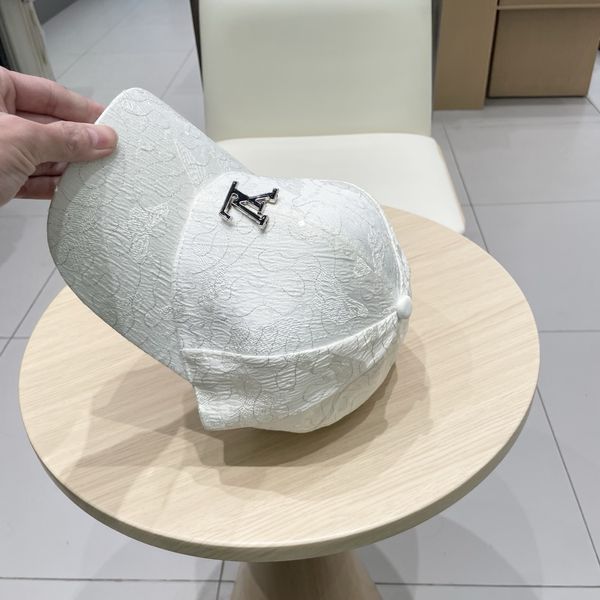 L*ouis V*uitton Hats Top XX250413-32