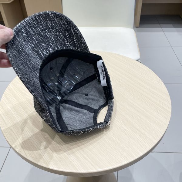 C*hanel  Hats Top XX20250413-39