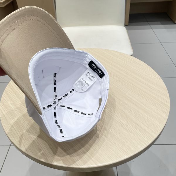 M*iuMiu  Hats Top XX20250413-42