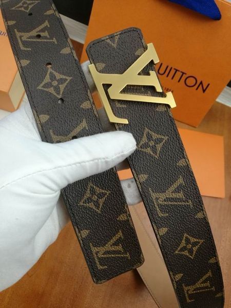 L*uis V*itton Belts Top Version