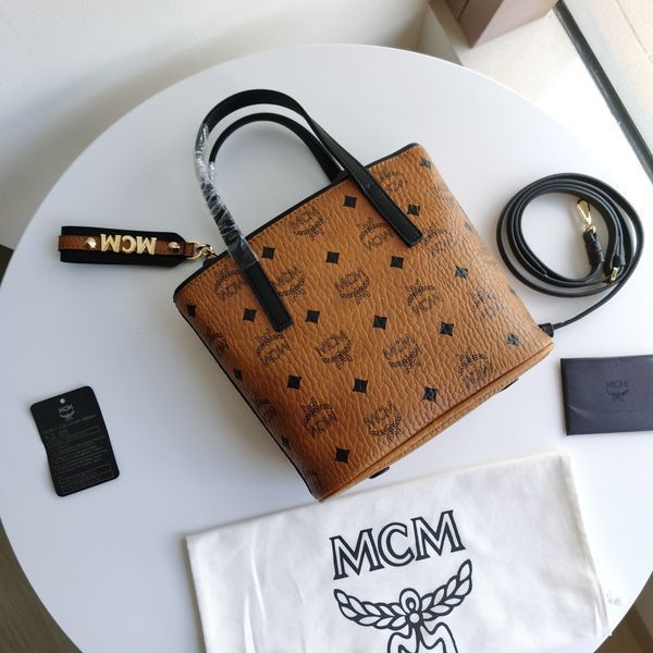 M*CM Top Bag 17*23*8cm