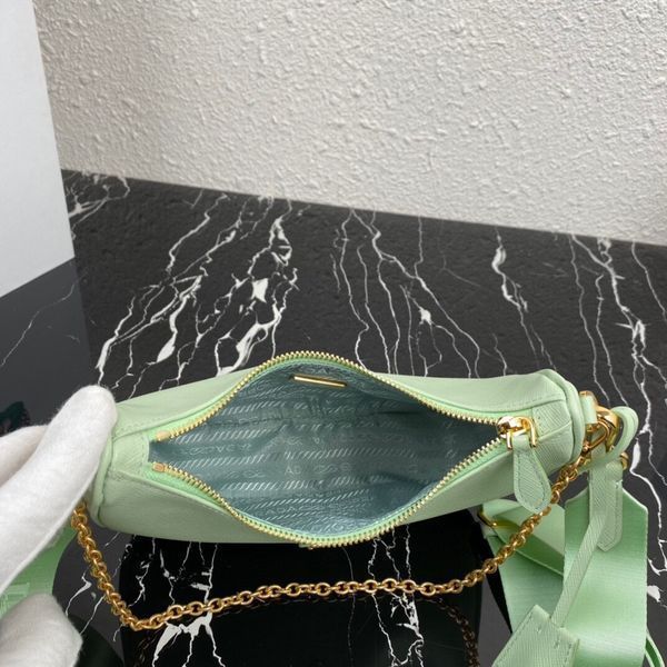 P*rada Top Bag 18*22*6.5cm