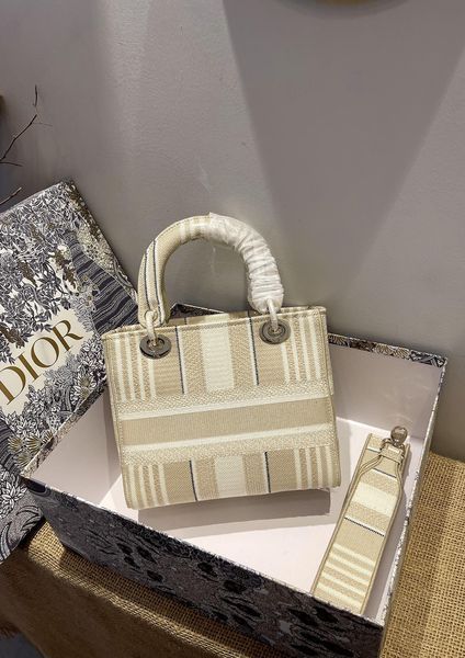 D*ior Top Bag 24*20*11cm